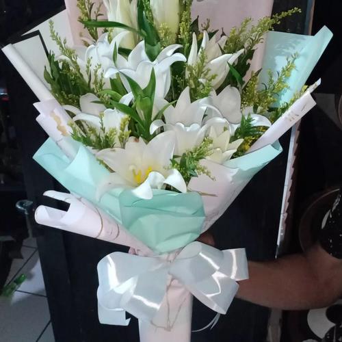 Hand Bouquet